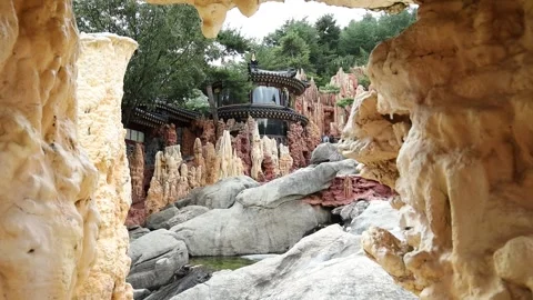  statues of a stalactite in a temple Stock-Footage 306033884