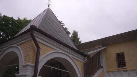 Stavropoleos Monastery landmark in Bucharest Vidéo 262559446