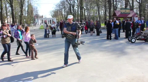 Steadicam Stock-Footage 3980801