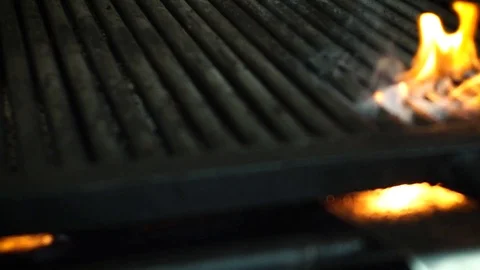 Steak On Barbecue Grill 動画素材 104544680