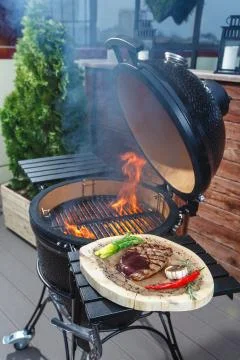 Steak is cooked on the grill Foto stock