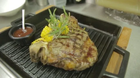 Steak grilled with corn Video stock 83293660
