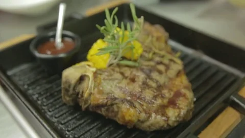 Steak grilled with corn Video stock 83293705