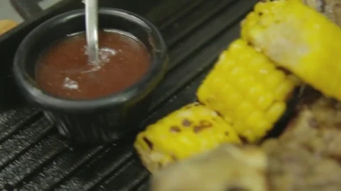 Steak grilled with corn Vidéo 83293728