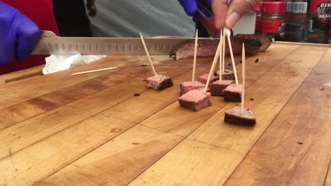Steak Samples Cut Up For Tasting 스톡 동영상 117139150
