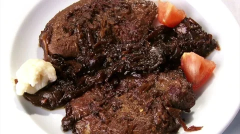 Steaks with a dressing Vídeo Stock 10773180