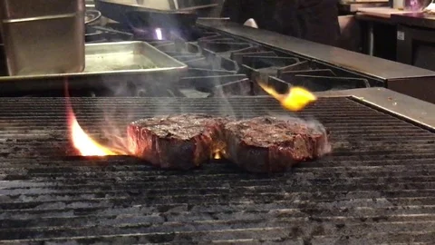 Steaks On the Grill in Restaurant 스톡 동영상 82213072