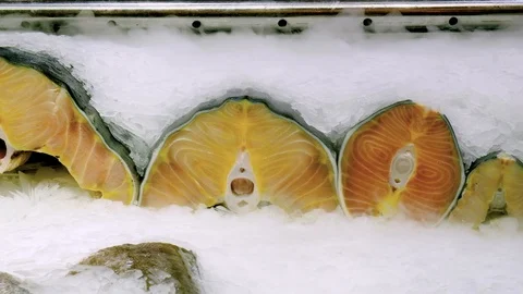 Steaks Of Red Fish Lie Fallow In The Ice 스톡 동영상 126391620