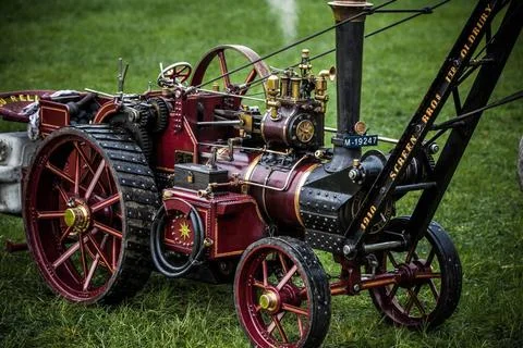  steam-engine MILDENBERG, GERMANY - MAY 05: smaller scale model of a steam... 스톡 사진