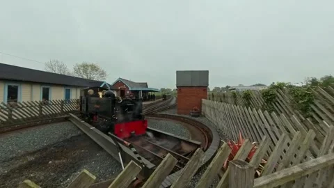 Steam train being turned around on a turntable Video stock 273948651