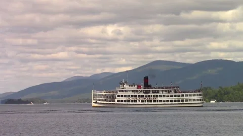 Steamboat ferry on Upstate New York's Lake George Stock Footage 166174018