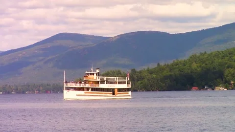 Steamboat ferry on Upstate New York's Lake George Stock Footage 166174020