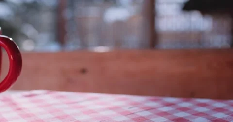 Steaming Cup of Hot Drink in Snowy Winter Morning. 4K DCi SLOW MOTION 120 fps. Vídeo Stock 67218677