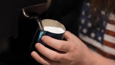 Steaming milk in pitcher Stock-Footage 201862468