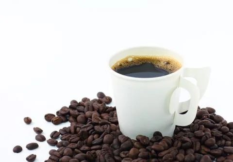Steaming  paper coffee cup with beans on white background Stock Photos