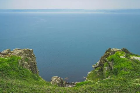 Steep cliffs on the Cornish coast Stock Photos