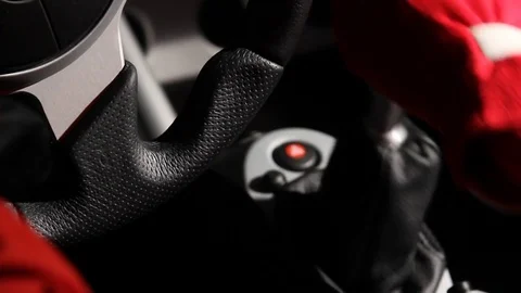 Steering the Apex. High speed steering and shifting by a race car driver. 스톡 동영상 72234184