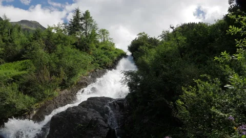 Steirischer Bodensee Wasserfall Stock Footage 202407132