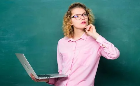 STEM student. Informatics and programming. Teaching online course. Online school Foto stock