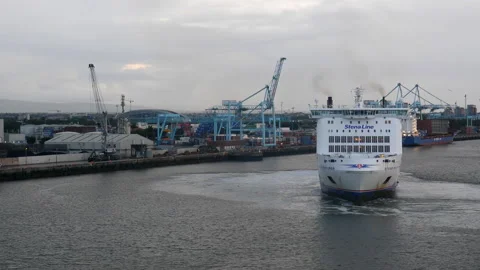 Stena Line ferry reversing Vidéo 134294207