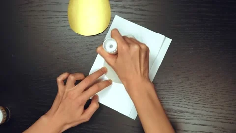 Step 6. Video tutorial DIY Easter egg made of paper for the Easter holiday. Stock Footage 147749440