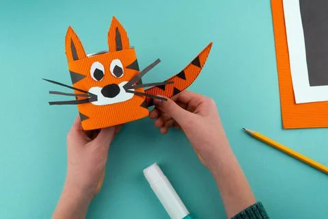 Step 7. Step-by-step instructions on how to make a stand for stationery from  Stock Photos