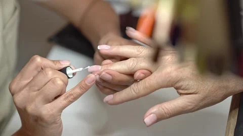 Step by Step Guide to Classic French Manicure With Modern Tools Stockbeeldmateriaal 323099393