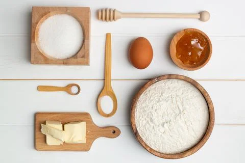 Step-by-step heart-shaped cake recipe instructions. Bakery ingredients. Butte Stock Photos