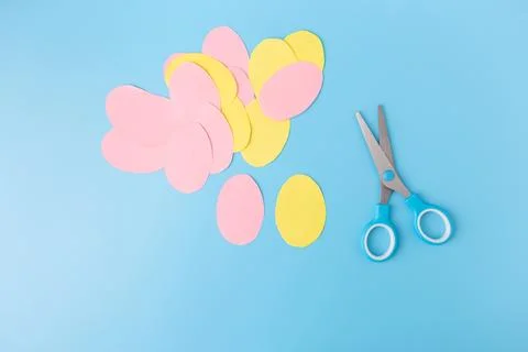 Step by step instruction, DIY, spring or easter craft activity for kids Stock Photos