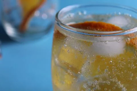 Step-by-step instruction of making lemonade. Step 3. Ready-made fresh lemonad Stock Photos