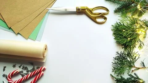 Step-by-step instructions for packing a Christmas gift. DIY gift wrapping Stock Photos