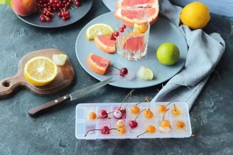 Step by step preparation of a cold vitamin drink from fresh organic fruits Stock Photos