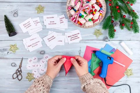 Step by step tutorial 12, making Christmas advent calendar with sweets and 写真素材