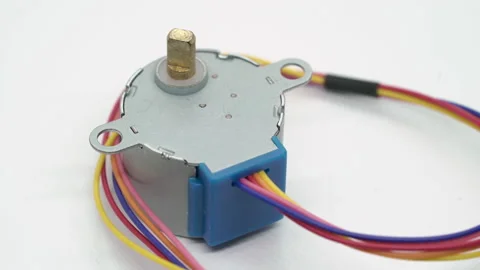 Stepper motor electronic component. Electronics DIY robotics electric engine. Vidéo 169671806