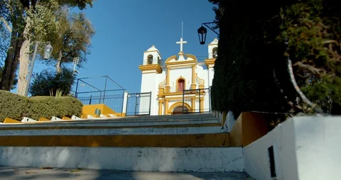 Steps to the Iglesia del Cerro de Guadalupe built on top of Cerro de Guadalupe 스톡 동영상 129454029
