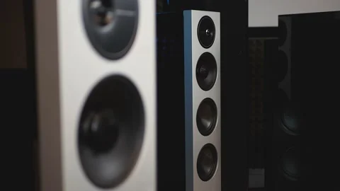 Stereo system focus change 库存影片 147486686