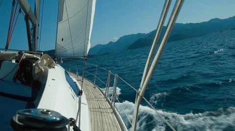 Stern of the boat cuts through the waves Stock Footage 41144058