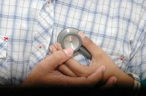 Stethoscope on the chest Stockfoto's