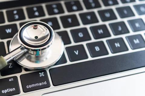 Stethoscope on the computer. computer or data analysis concept Foto stock