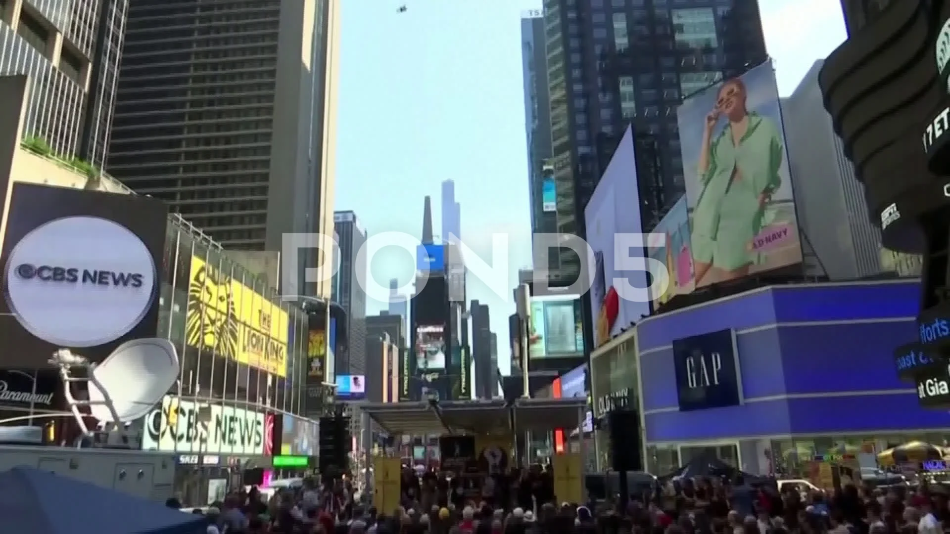 Steve Buscemi and Bryan Cranston support Hollywood strike at Times Square