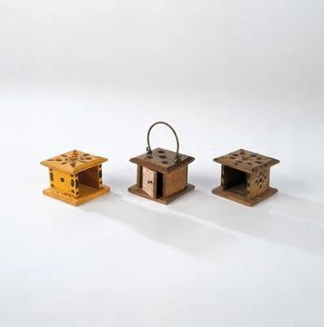. Stew of walnut, square, with a door with button and a brass handle. Copy... Photos