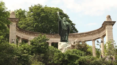 ST.GELLERT MONUMENT LONGSHOT LOW ANGLE 2 Stock Footage 39240829