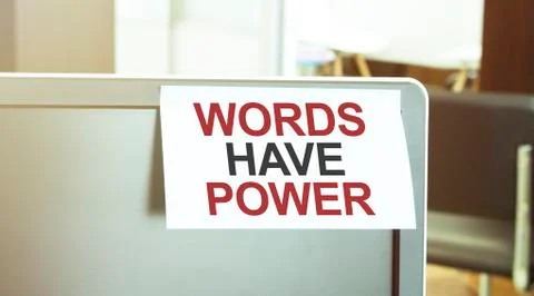 Sticky note on the computer. Text WORDS HAVE POWER Stock Photos