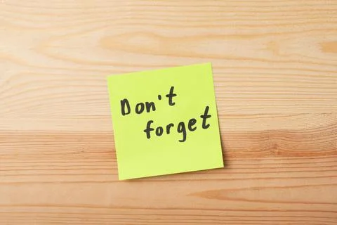 Sticky note DON`T FORGET Stock Photos