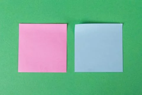 Sticky posts on green background Stock Photos