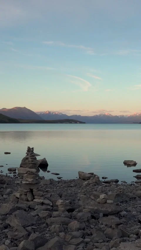 Still motion video of tranquil scene in Lake Tekapo at dusk with the snow-c.. Stock Footage 288498362