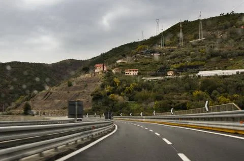 Stir in the bend. Photos