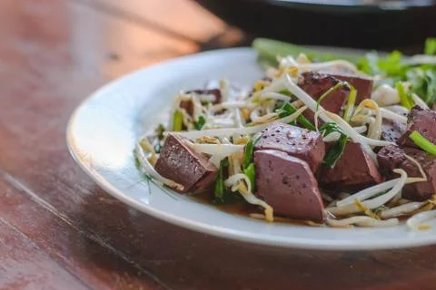 Stir fired bean sprouts with soy sauce Foto stock
