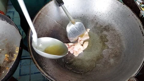 Stir-fried chicken Stock-Footage 259702614