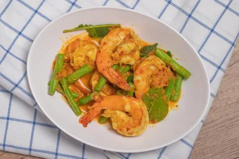 Stir fried Prawn Curry Paste with Long Beans Stock Photos